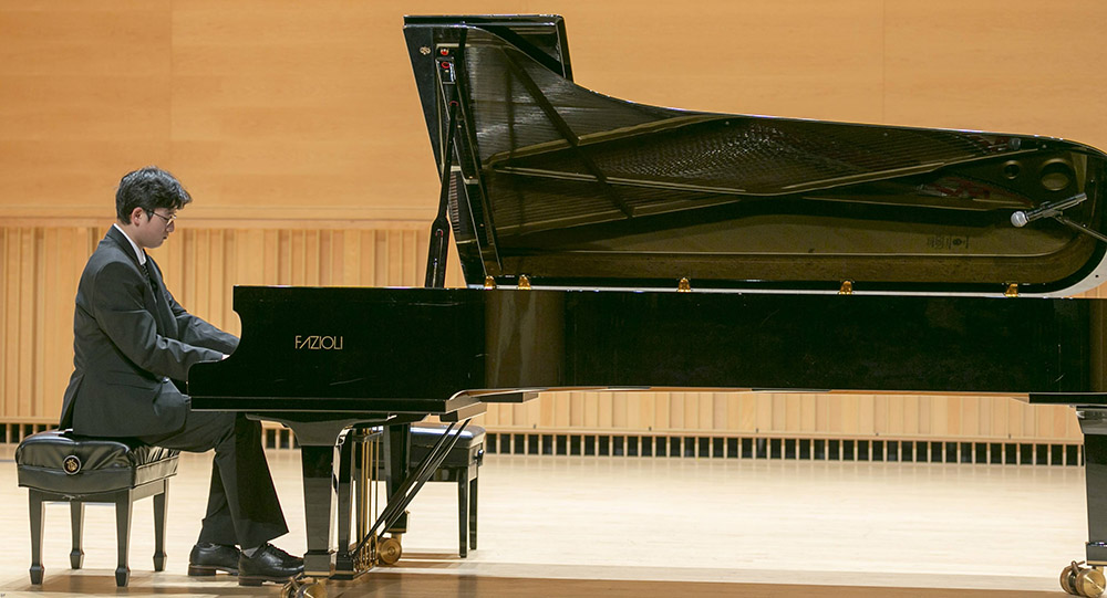 Michael ho undergraduate concerto winner copy