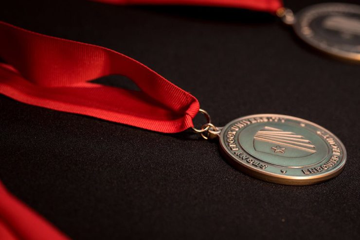 Investiture medal