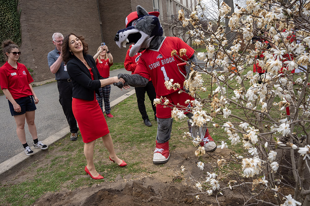 Tree planting with president goldsmith