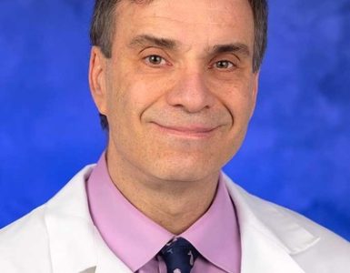 Dr dino ravnic 400x522